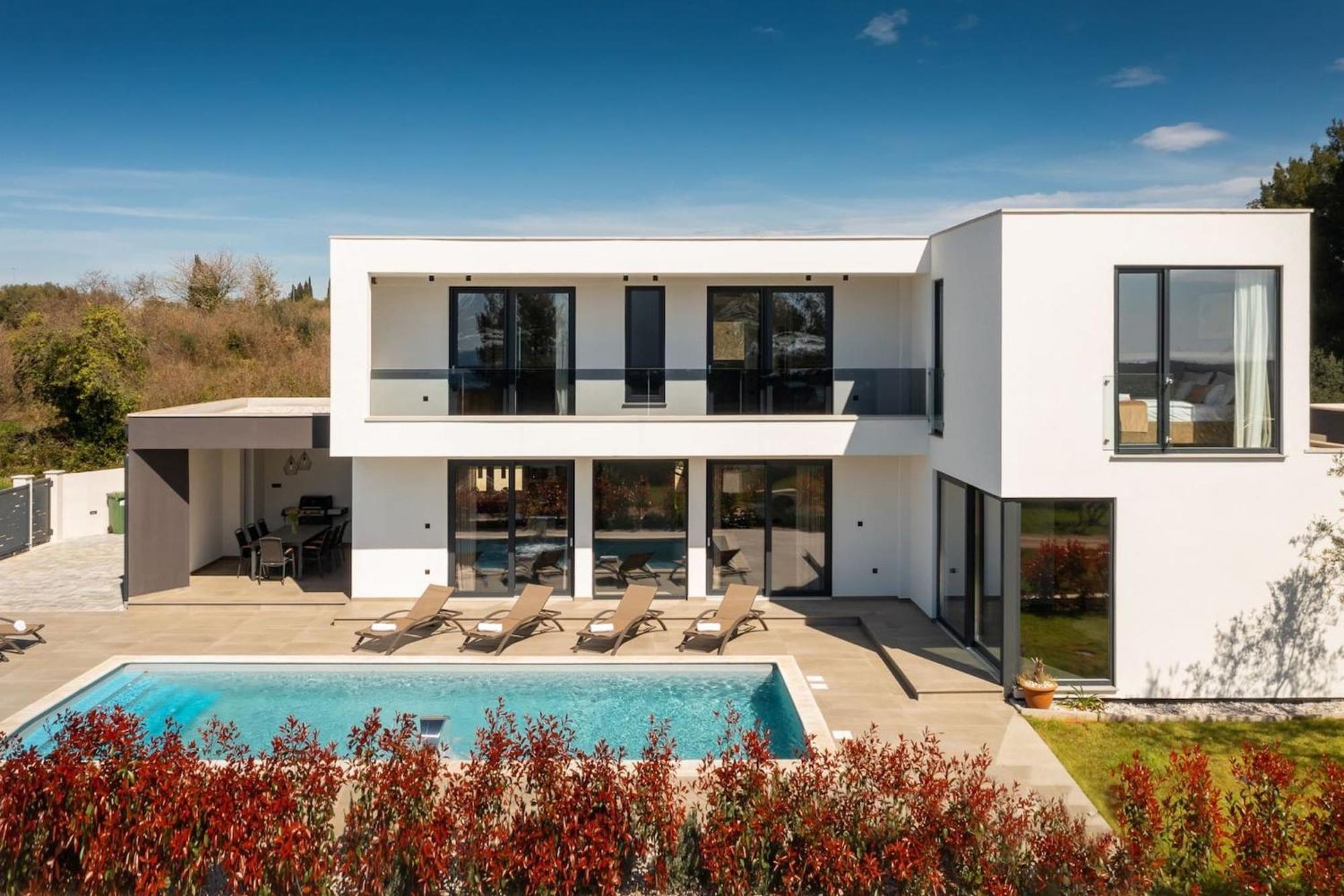 Villa Modern Tonka With Pool And Grill In Porec Tar-Vabriga